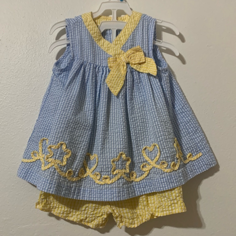 Samara Seer Sucker Blue/ Yellow 2 Piece Set Size 24 months Used